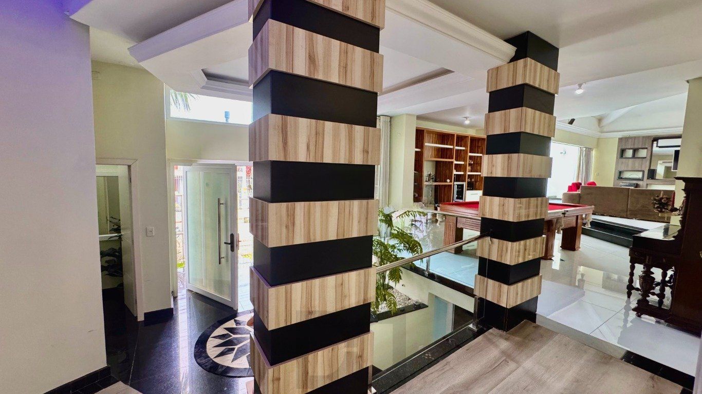 Casa com 4 Quartos, 3 suítes, 4 vagas e 600 m² privativos no Jardim Lindóia. — foto 28