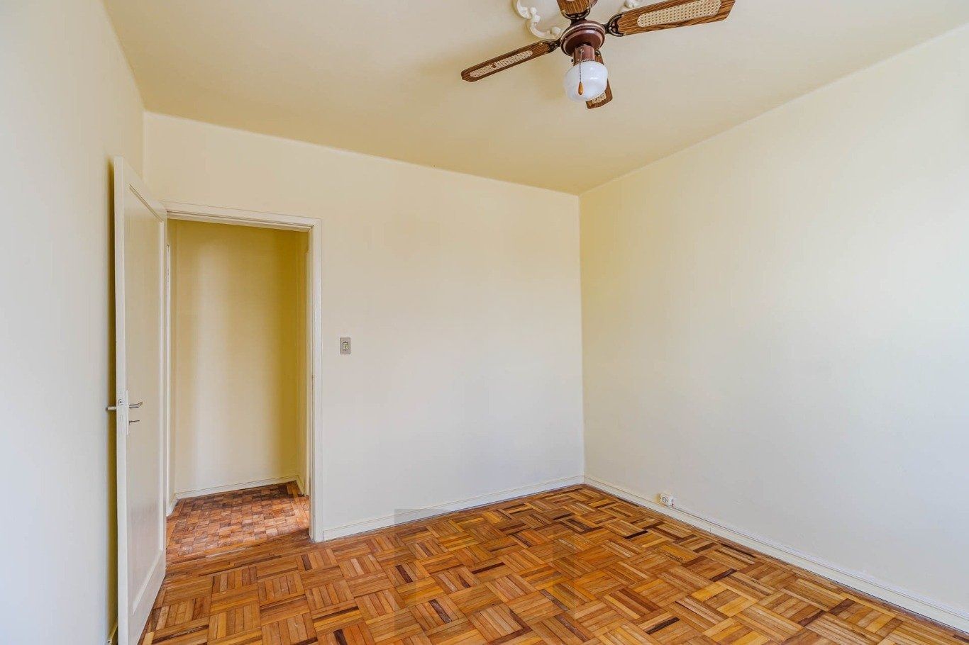 Apartamento de 1 quarto no Bairro Santana em Porto Alegre. — foto 20