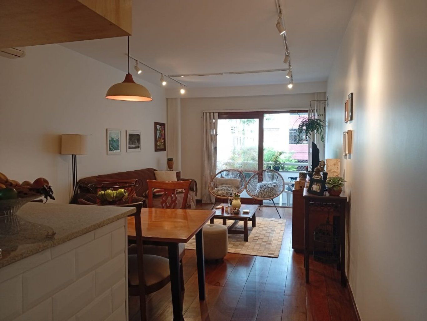 Apartamento com 3 quartos, vaga e sacada no bairro Jardim botânico — foto 6
