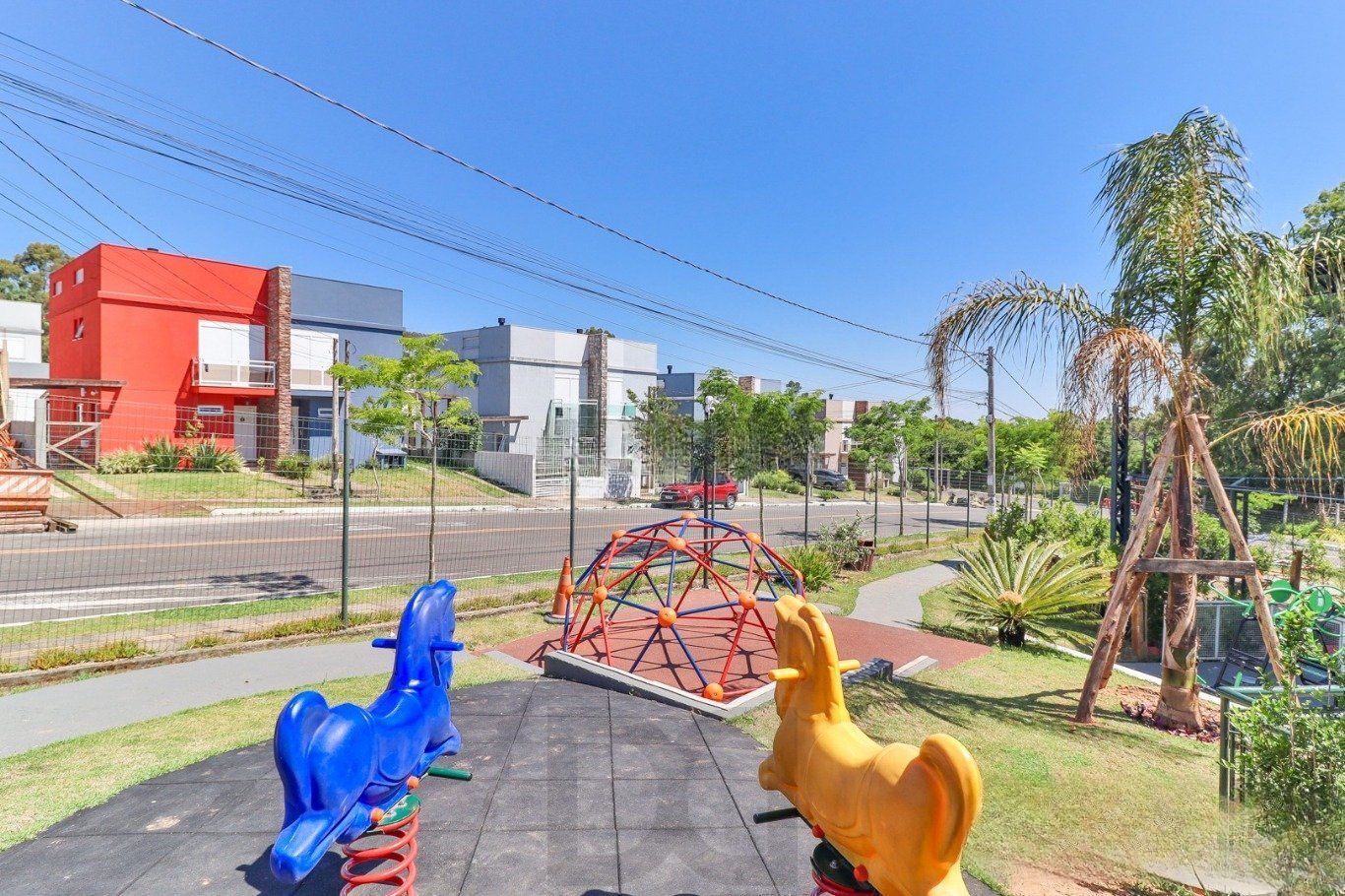 Casa em Condomínio com 3 Dormitórios e 3 Vagas na Lomba do Pinheiro — foto 61