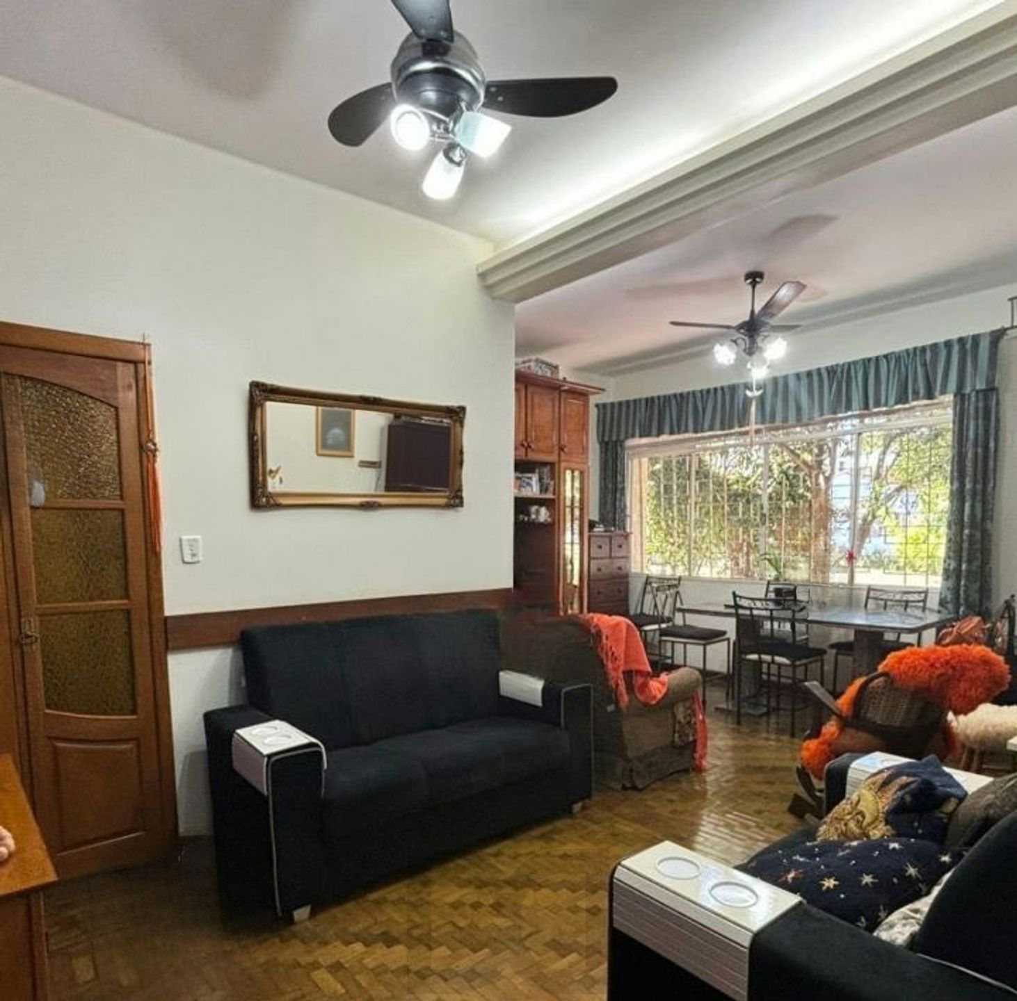 Apartamento à venda com 3 dormitórios 83 m² no Bairro Petrópolis — foto 2
