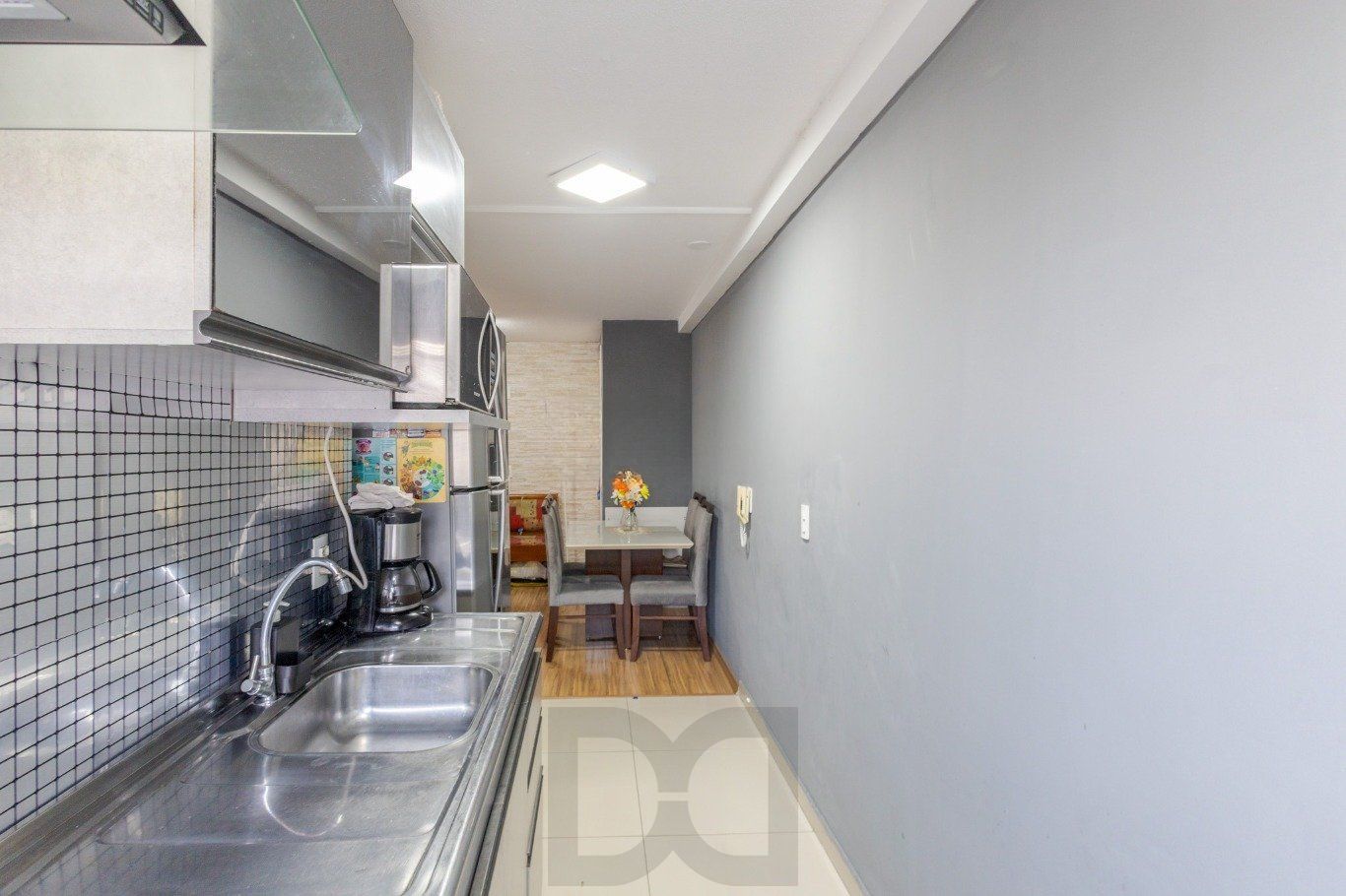 Apartamento semi mobiliado 2 quartos e 1 vaga no bairro Sarandi — foto 6