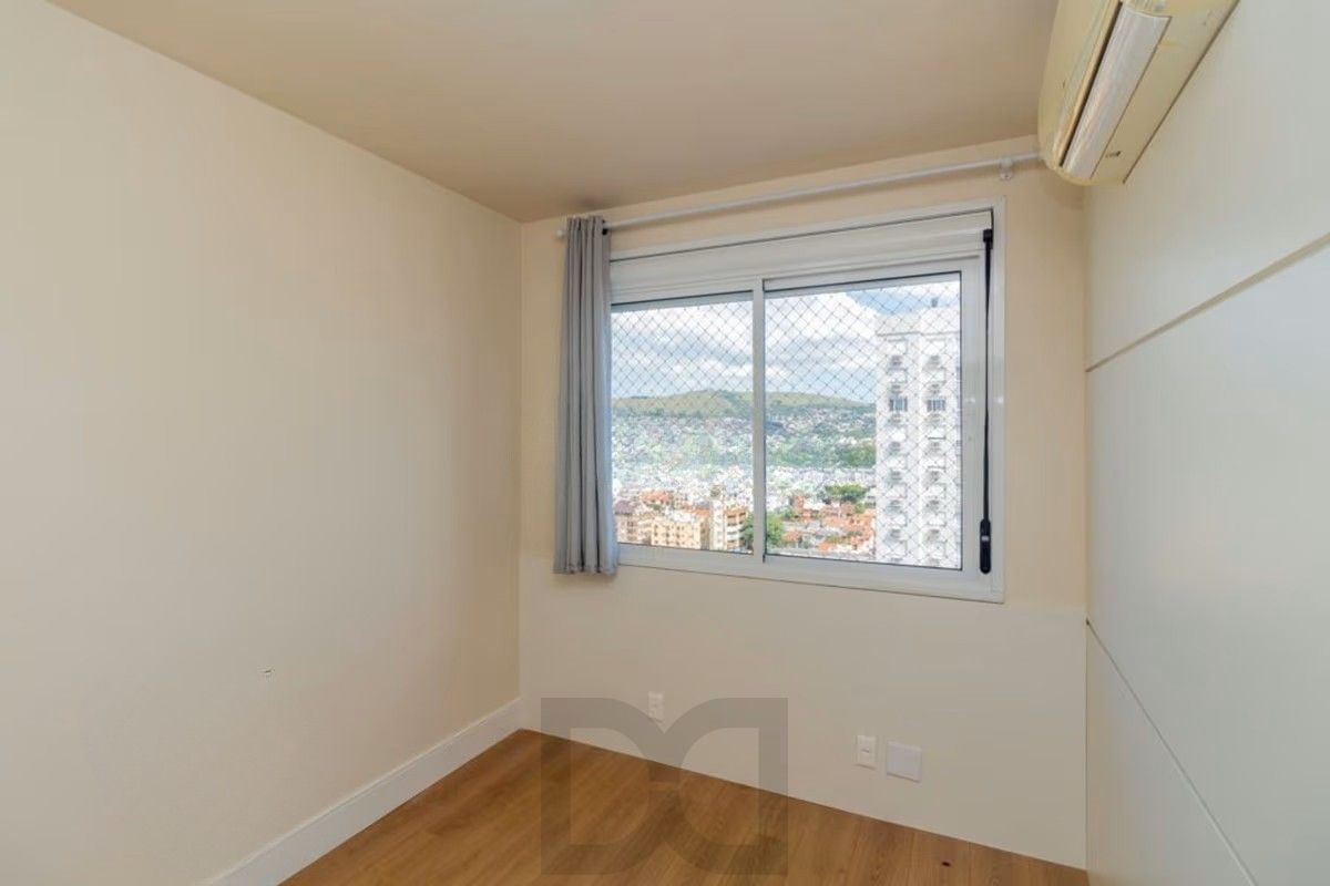 Apartamento 2 Dormitórios com Elevador e 2 Vagas à Venda no Jardim Botânico — foto 16