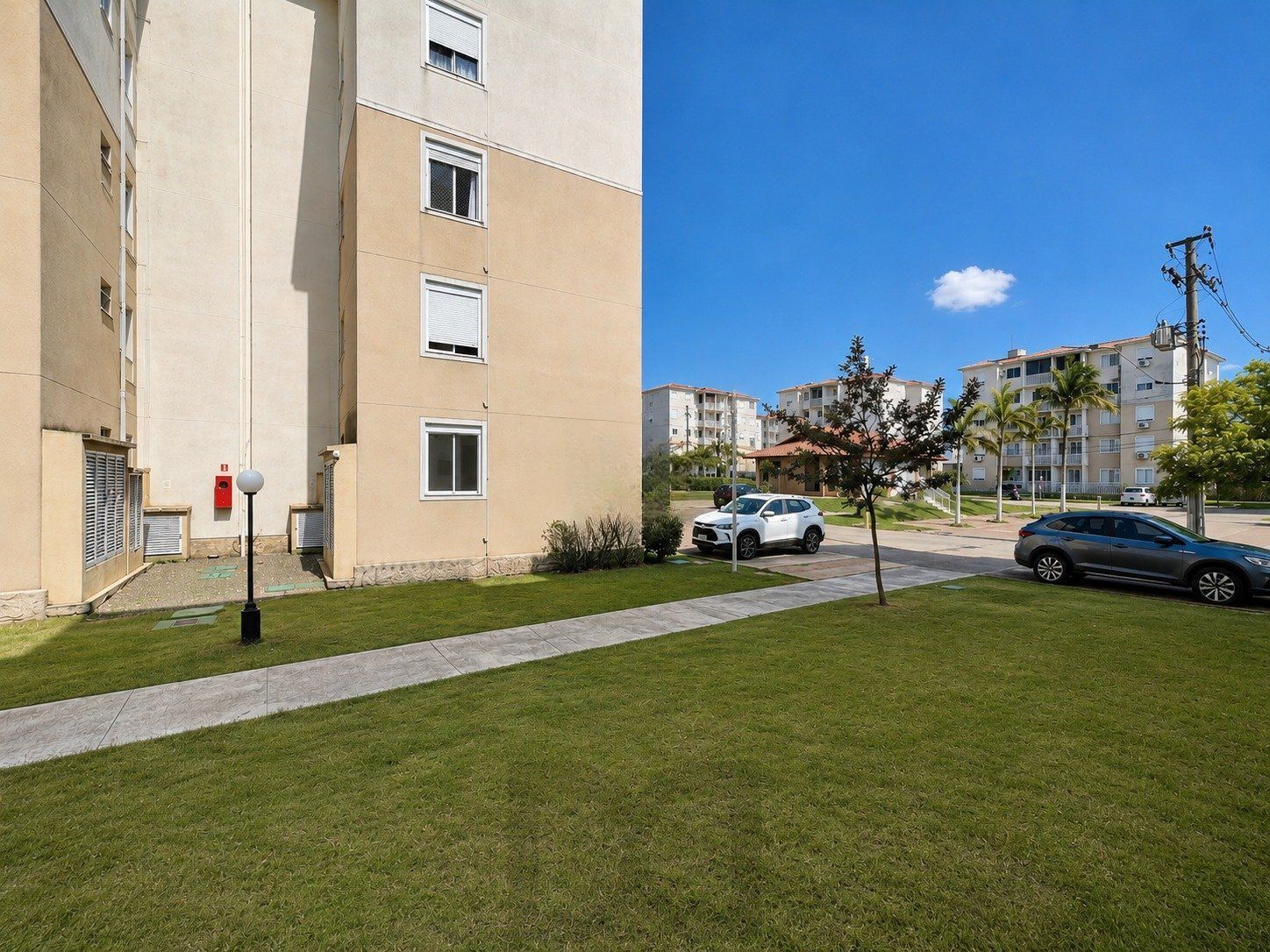Apartamento Térreo com 3 quartos, vaga, piscina e elevador no bairro Humaitá. — foto 17