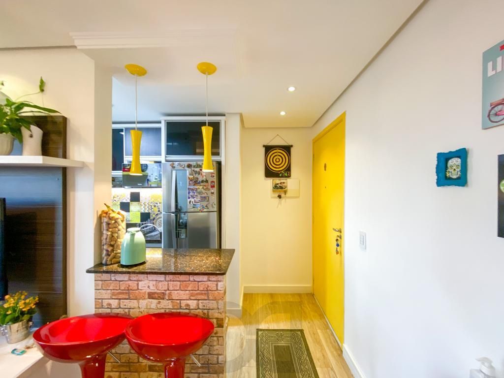 Apartamento com 2 quartos, 1 vaga, sacada e elevador no bairro São Sebastião — foto 6