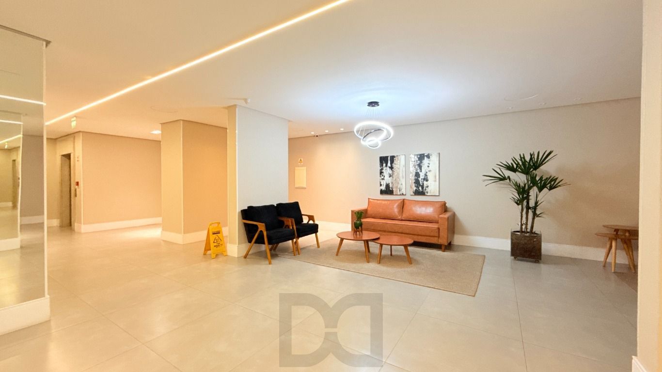 Apartamento 2 dormitórios, 1 vaga, elevador na Rua General Lima e Silva. — foto 15