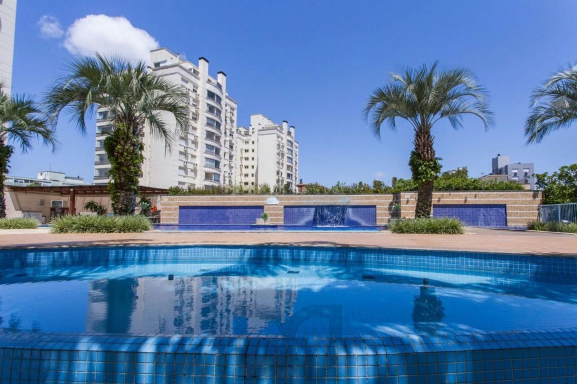 Apartamento 2 Dormitórios com Elevador e 2 Vagas à Venda no Jardim Botânico — foto 32