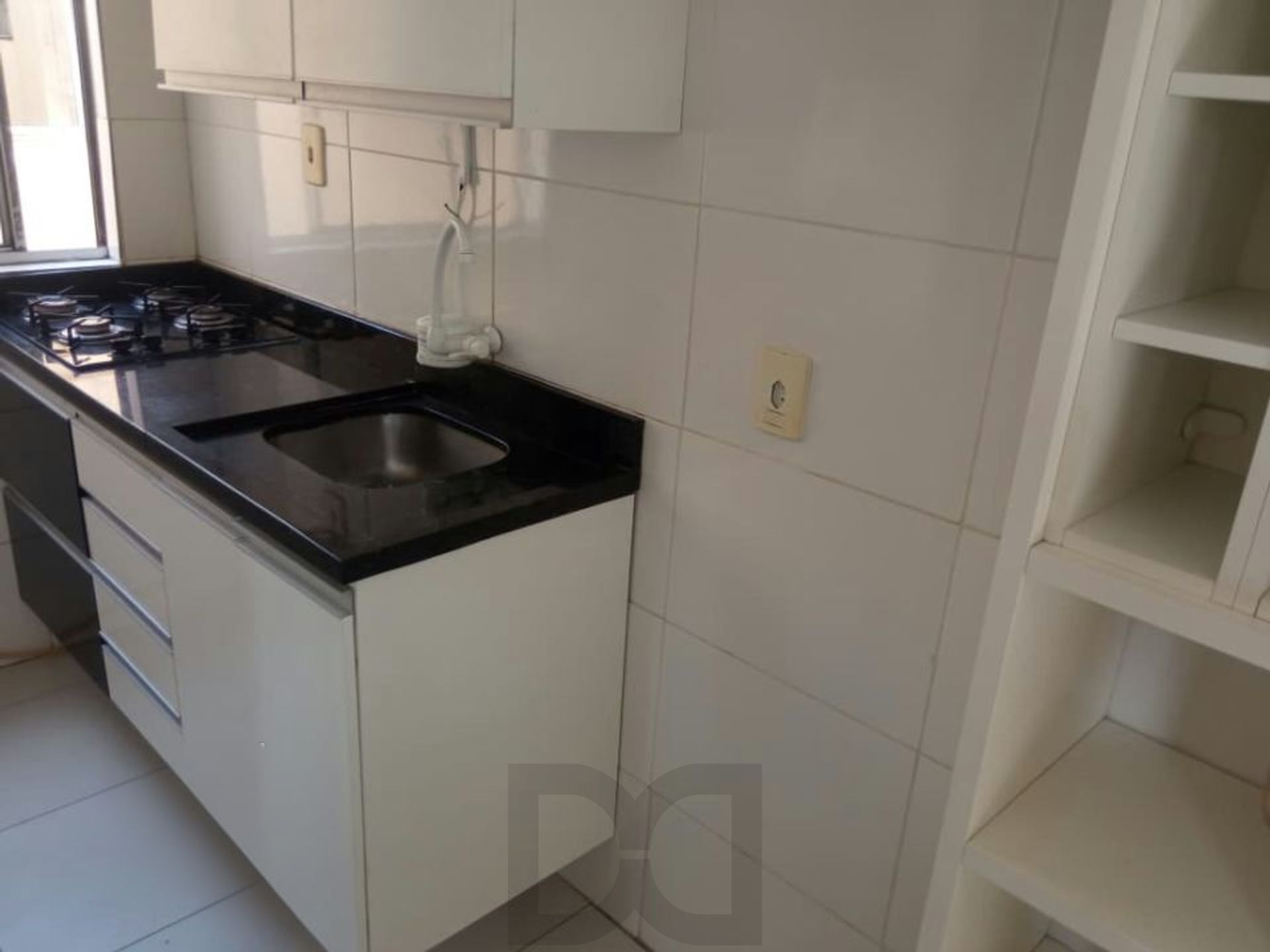 Apartamento com 2 quartos, vaga e salão de festa no bairro Passo das Pedras. — foto 5