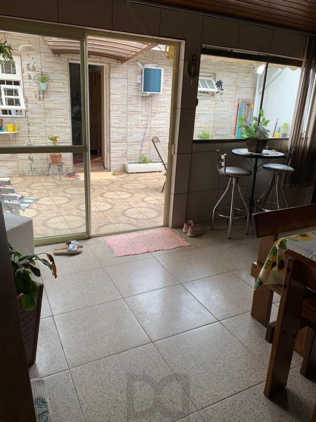 Casa de 3 dormitórios e 2 vagas no bairro Sarandi — foto 23