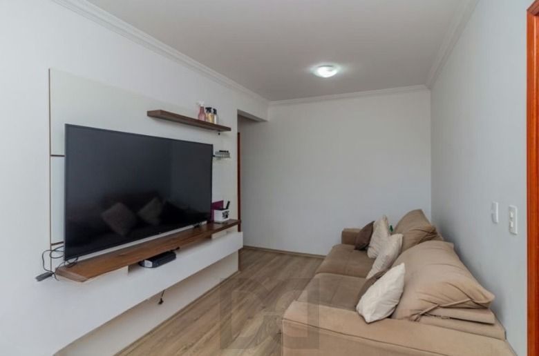 Apartamento de 2 quartos,elevador,churrasqueira no bairro Cristo Redentor — foto 3