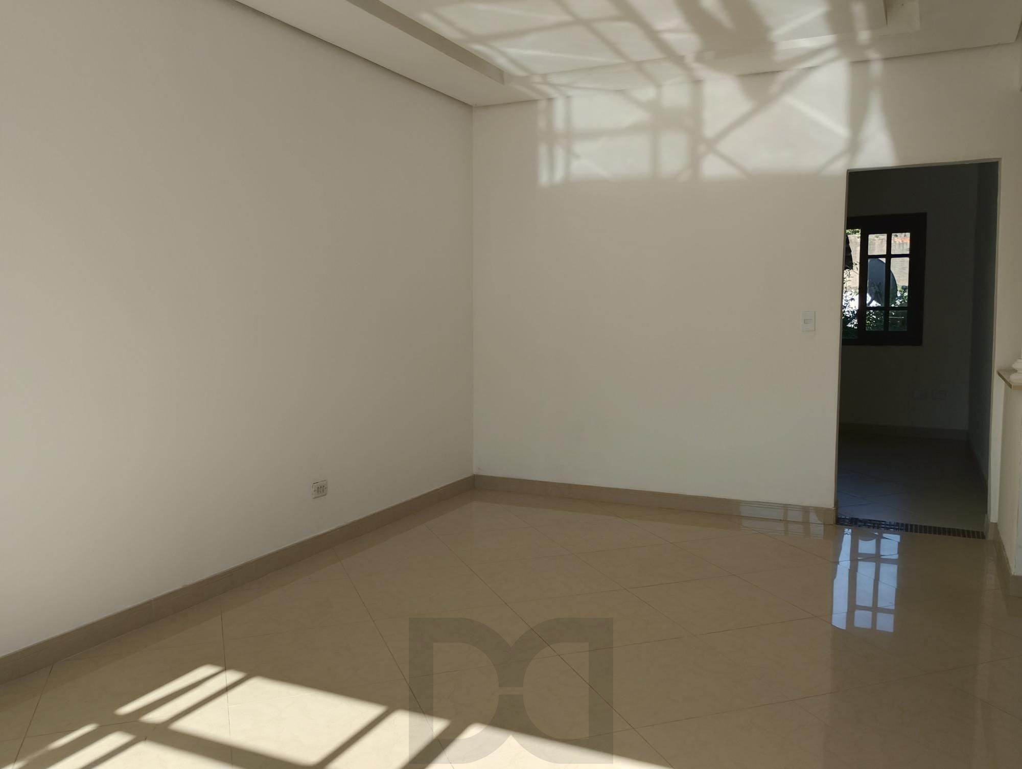 Casa com 3 quartos, 4 vagas de garagem e com pátio no bairro Parque Santa Fé — foto 17