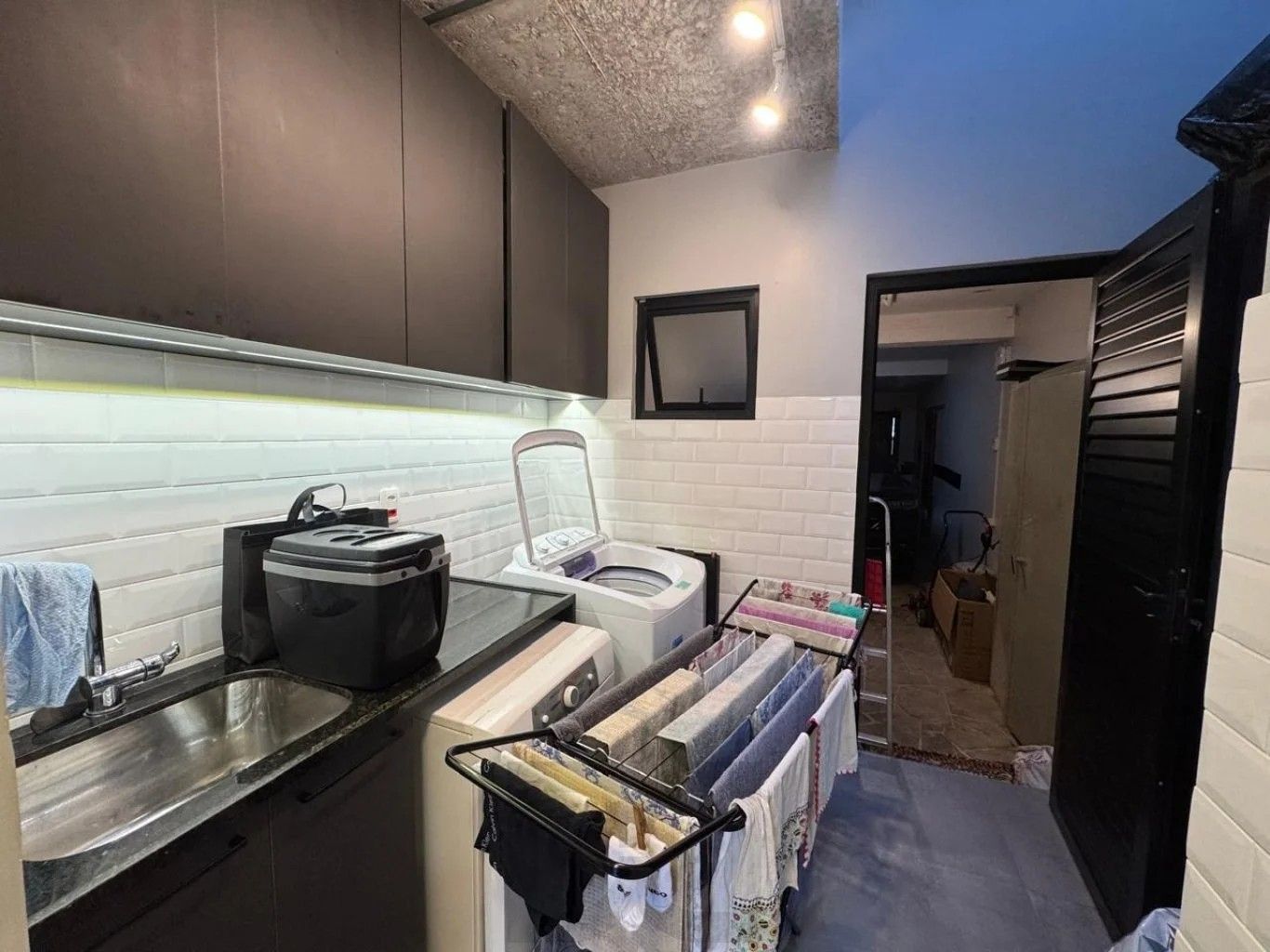 Casa de 3 dormitórios e 4 vagas de garagem no Bairro gloria em Porto Alegre. — foto 31