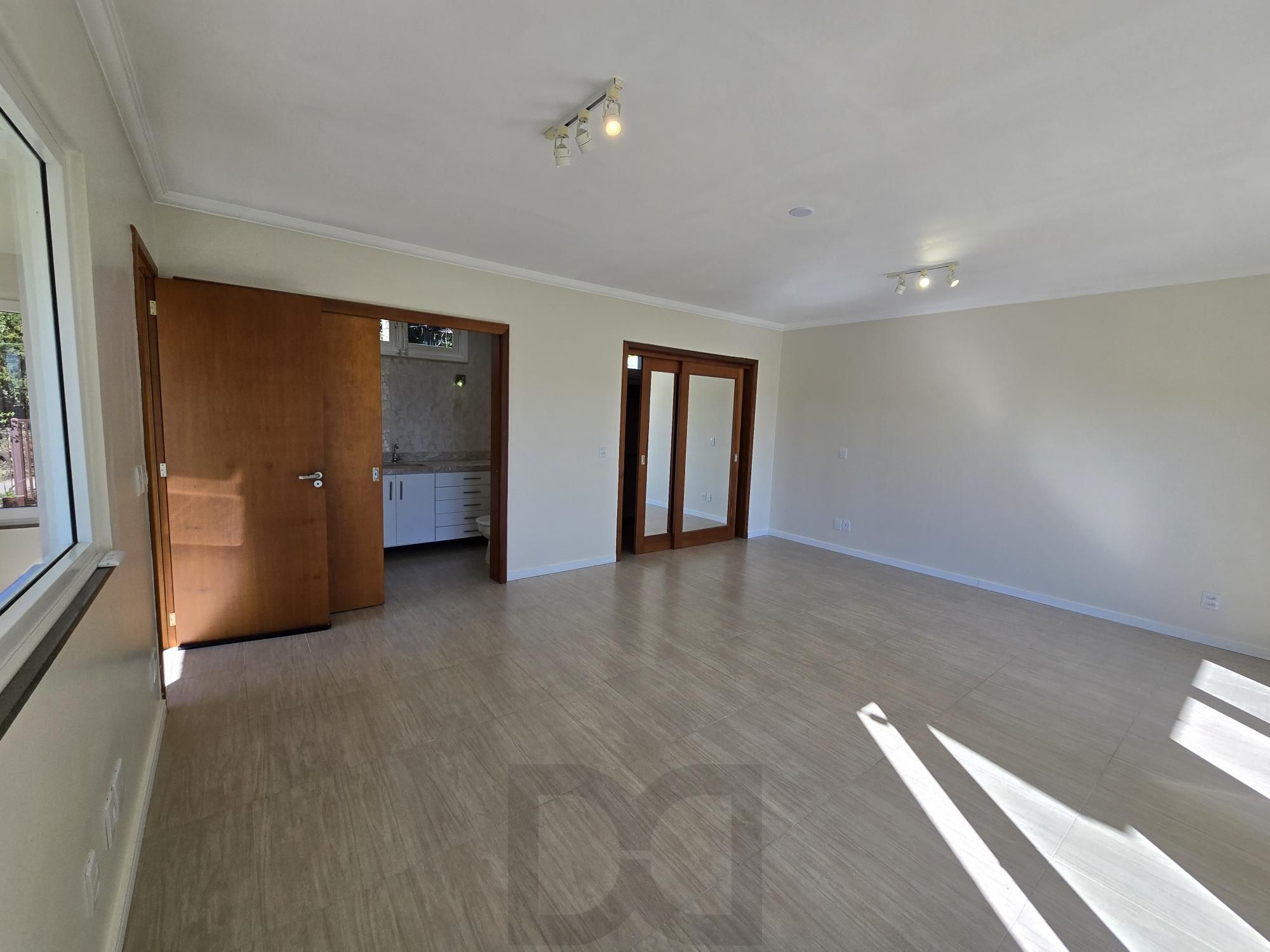 Casa 3 dormitórios, 1 suíte, 4 vagas 210 m² privativos no Belém Novo. — foto 37