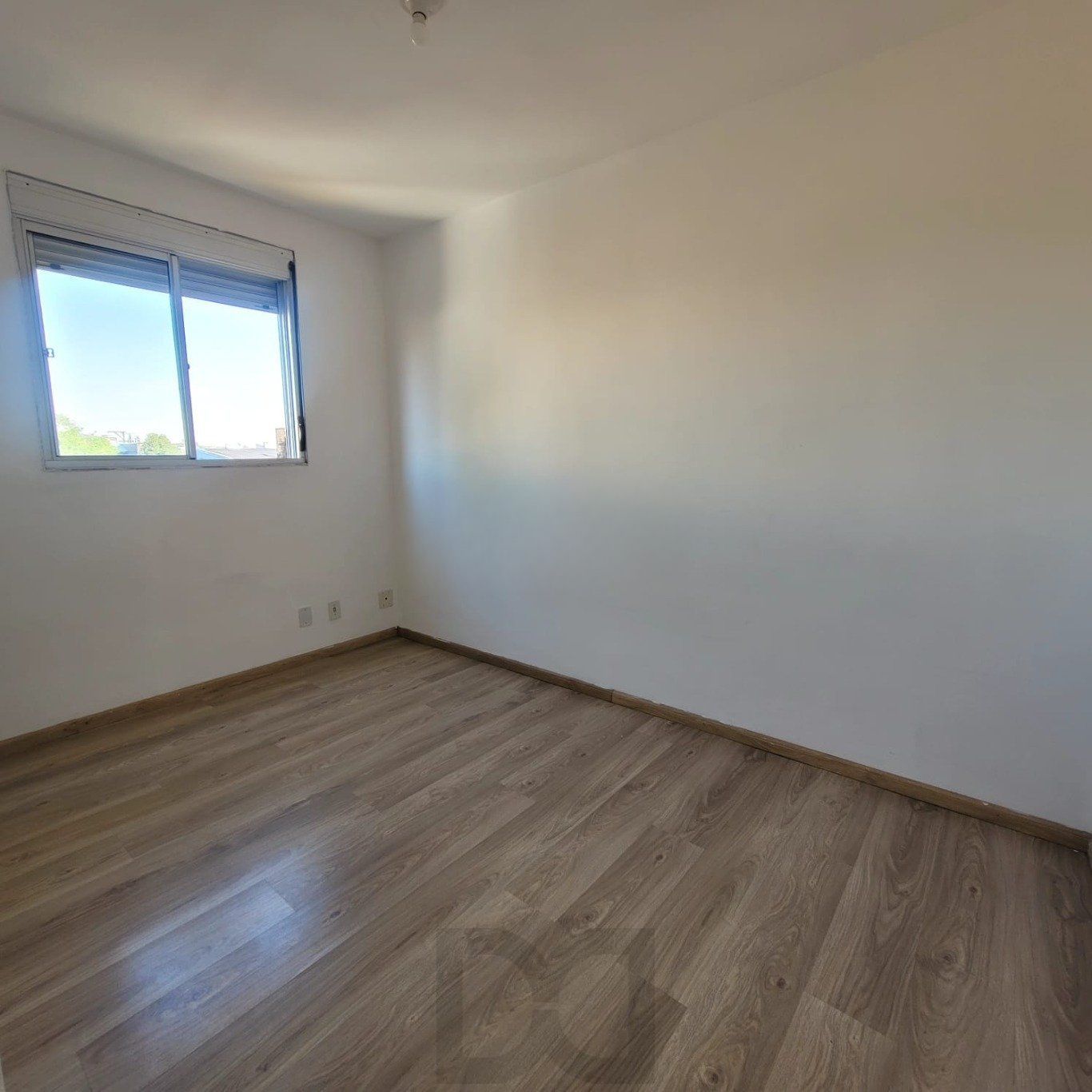 Apartamento de 3 quartos, sacada, 1 vaga no bairro Jardim Planalto. — foto 9