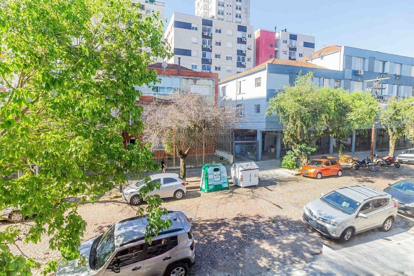 Prédio Comercial á venda com 2 salas e terraço no bairro Menino Deus — foto 18