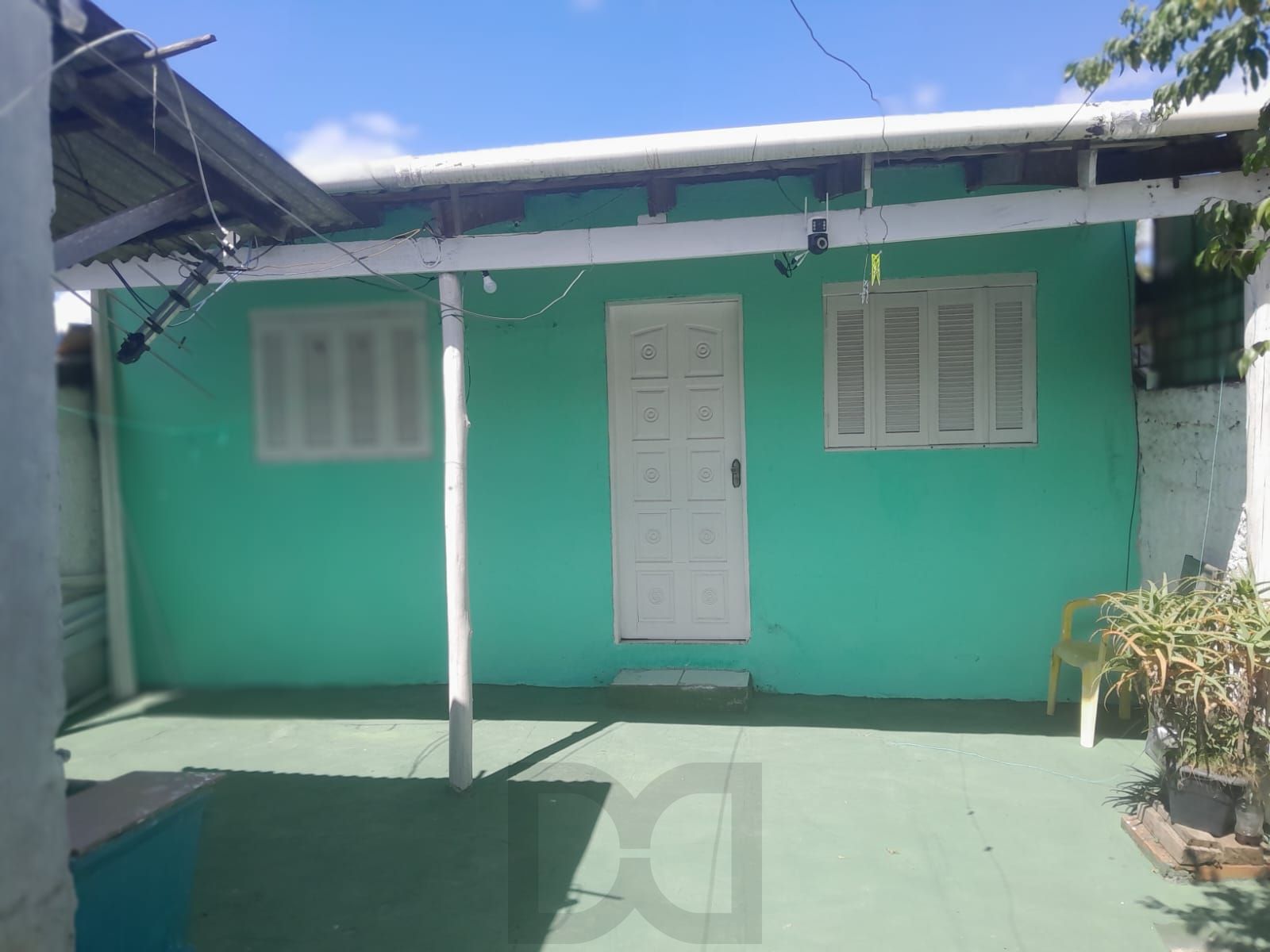 Casa com Pátio, 2 Quartos, vaga de garagem no Bairro Passos Das Pedras. — foto 7