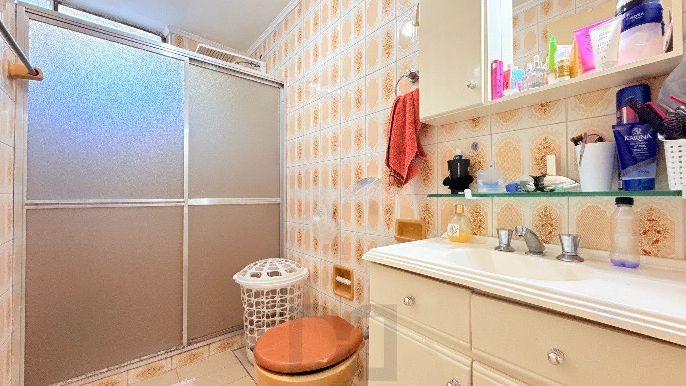 Casa com 4 quartos, vaga coberta, piscina e pátio no bairro Cristo Redentor — foto 18