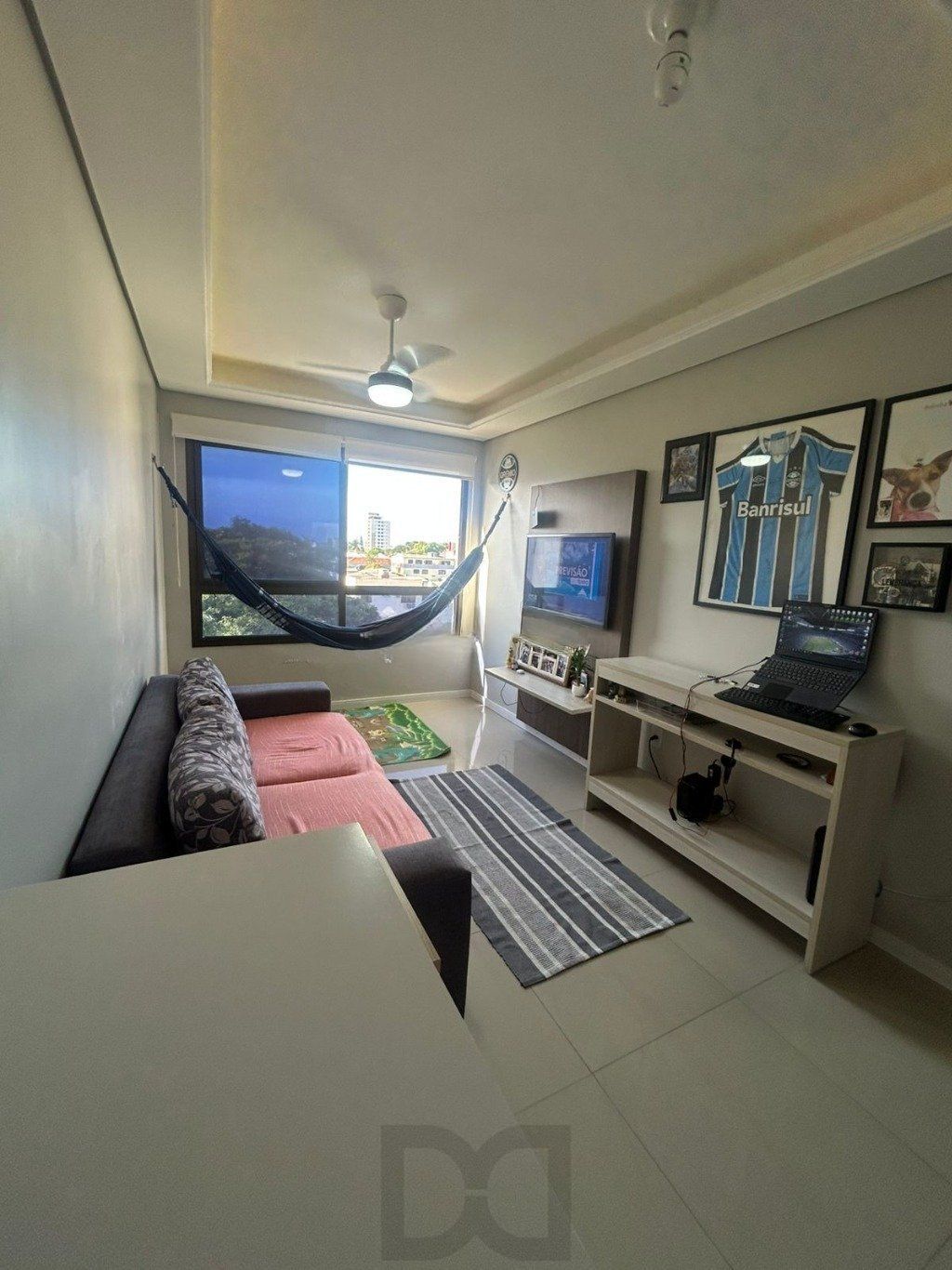 Apartamento com 1 quarto, ensolarado, portaria 24 horas Passo da Areia — foto 2