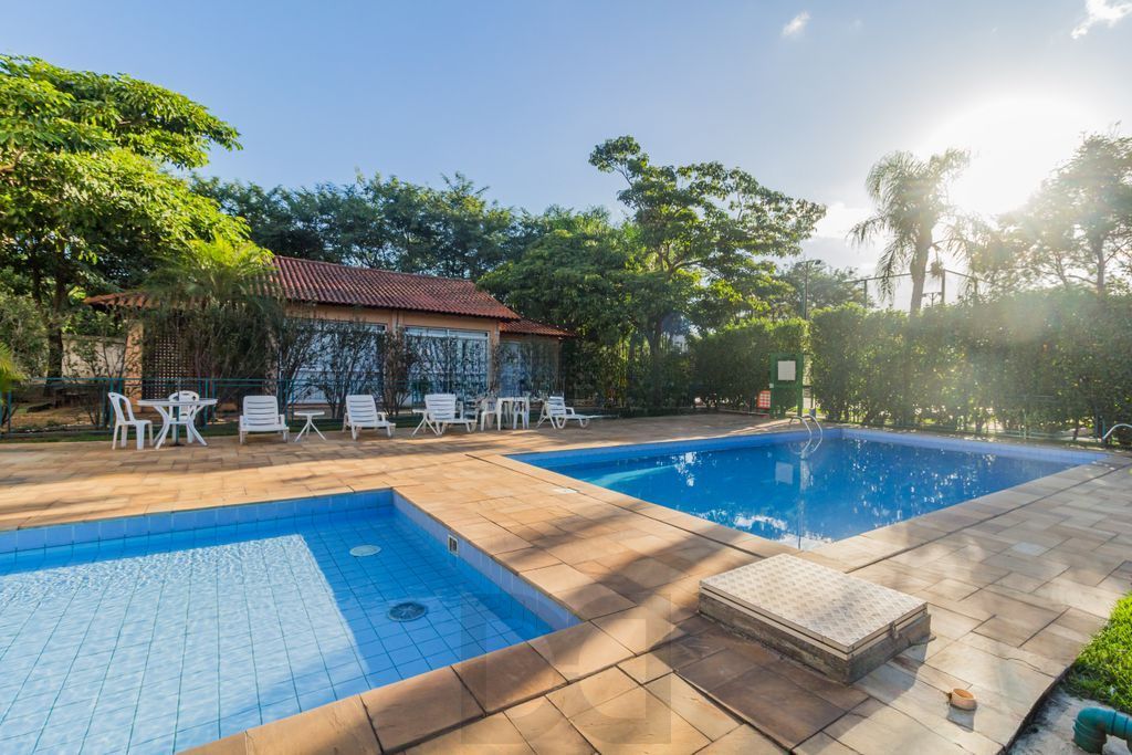 Apartamento com 2 dormitórios e 1 vaga de garagem no Bairro Humaitá — foto 27
