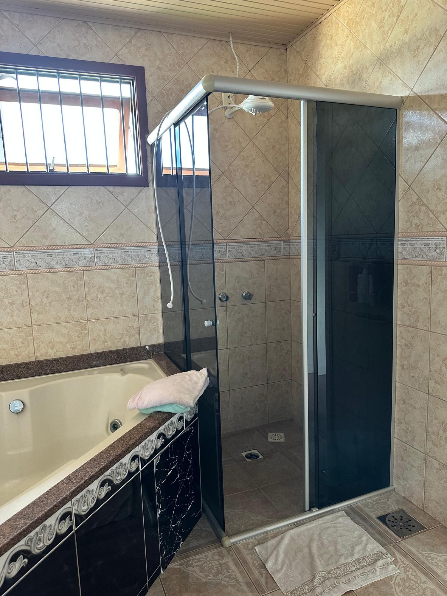 Casa com 3 quartos, 1 suíte e 220m² à venda em Parque Santa Fé, Porto Alegre. — foto 21
