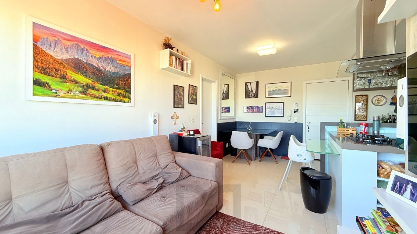 Apartamento 2 dormitórios, 1 vaga, elevador na Rua General Lima e Silva. — foto 4