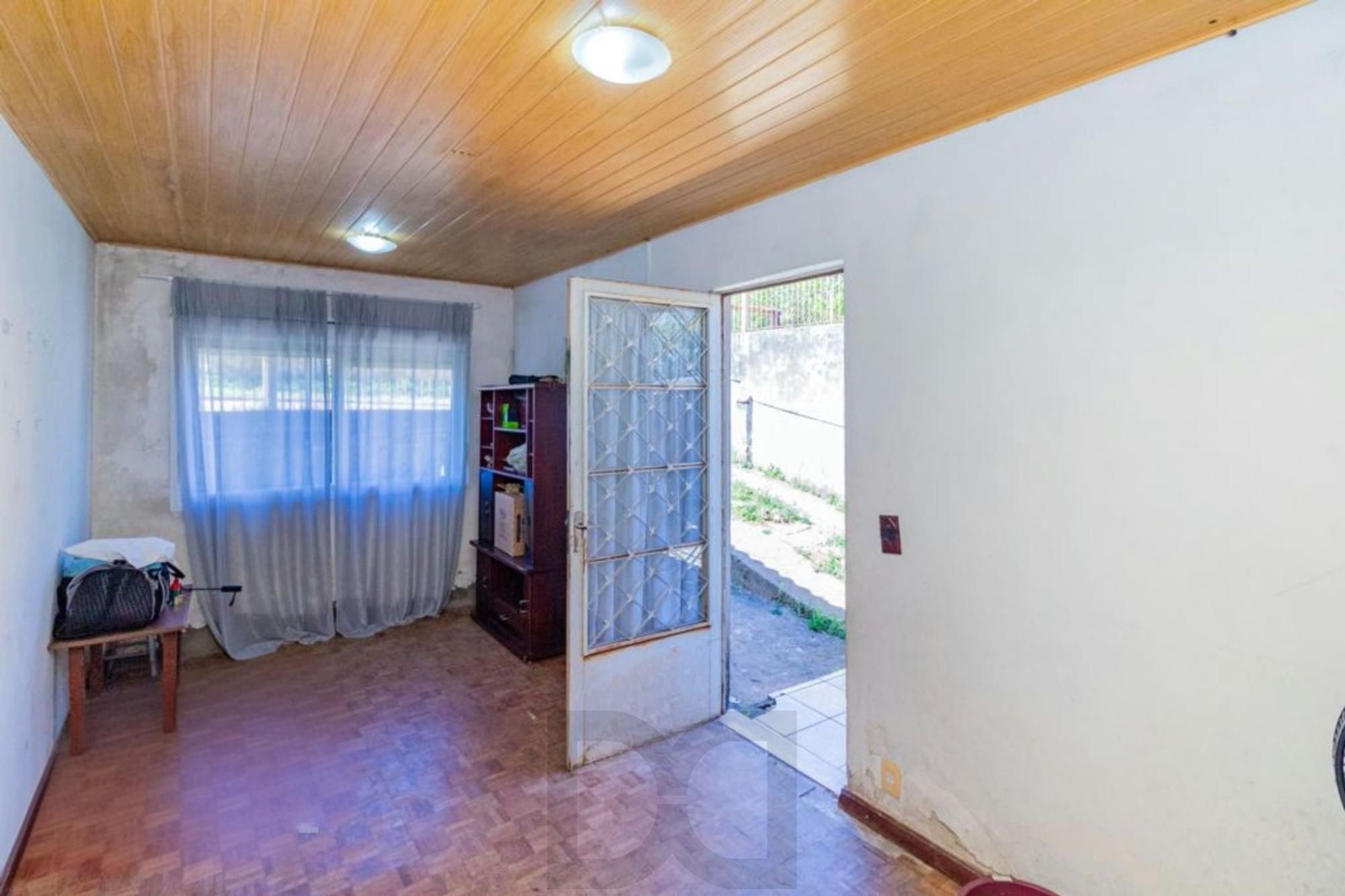 Casa de 3 quartos, 2 vagas no bairro Morro Santana — foto 1