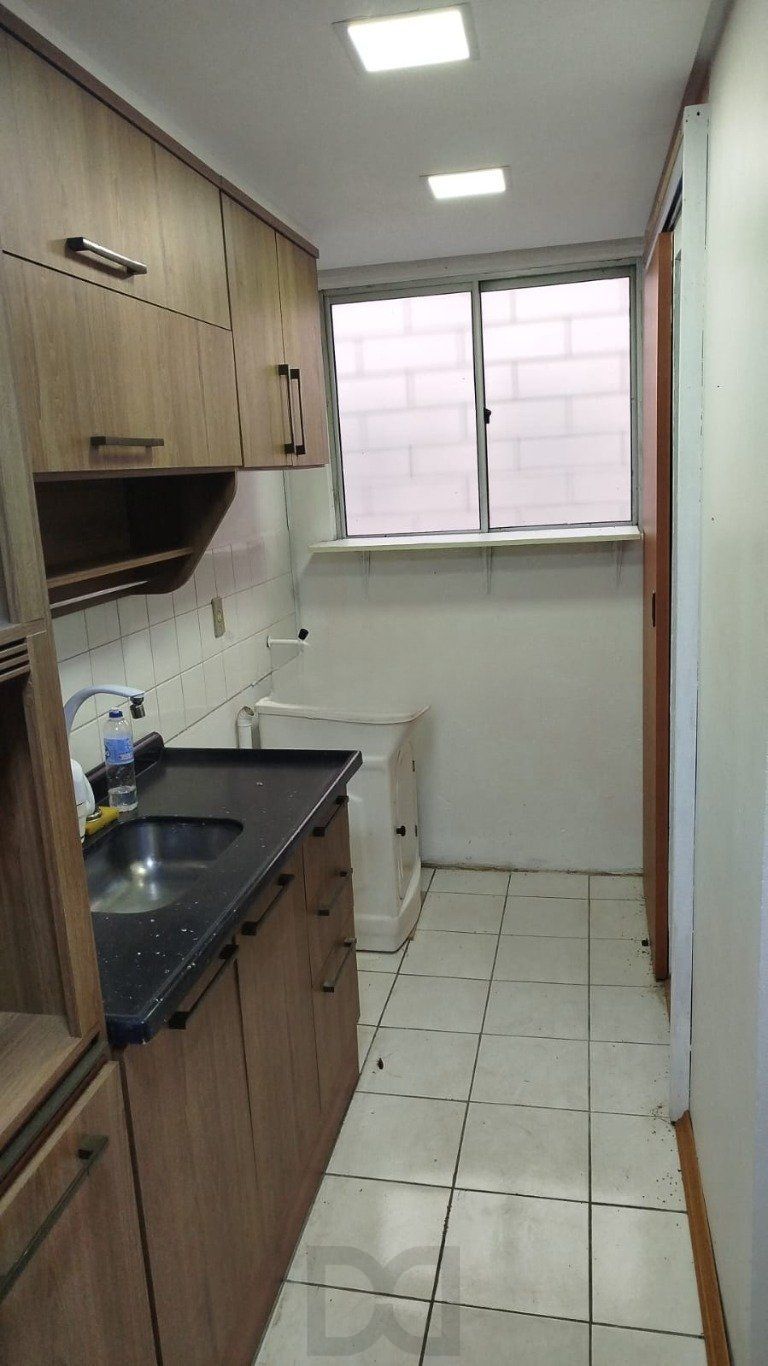 Apartamento térreo 1 quarto e semi mobiliado e portaria no bairro Rubem Berta — foto 7