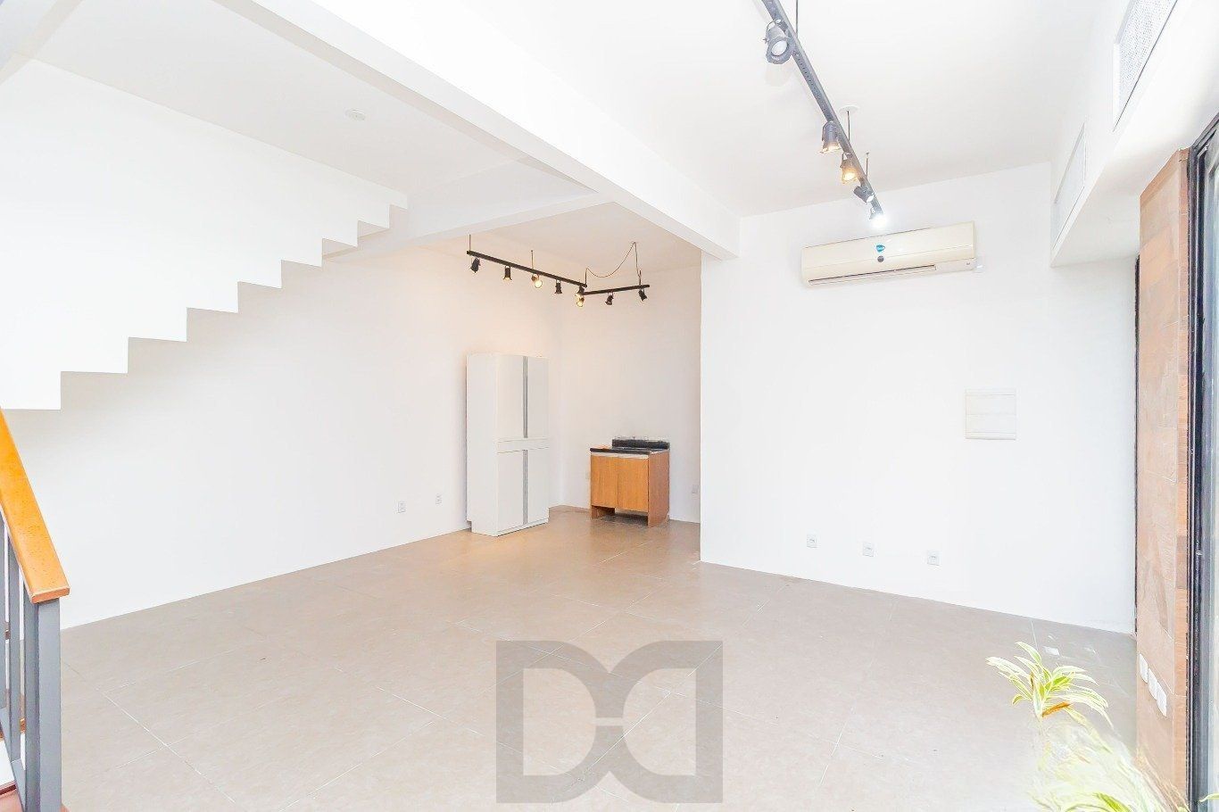 Prédio Comercial á venda com 2 salas e terraço no bairro Menino Deus — foto 10