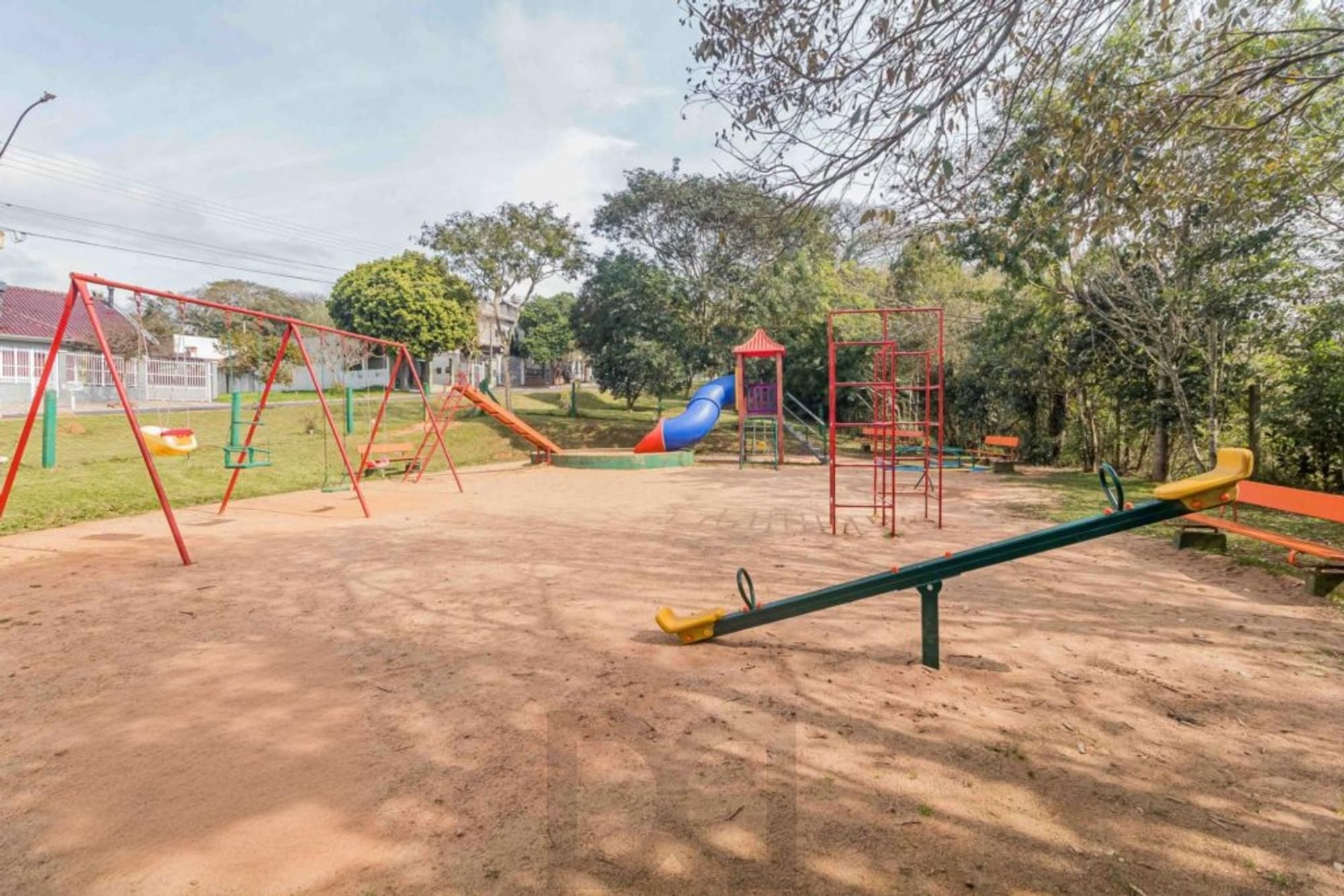 Casa em condomínio de 3 quartos, 2 vagas e churrasqueira no Mário Quintana. — foto 46
