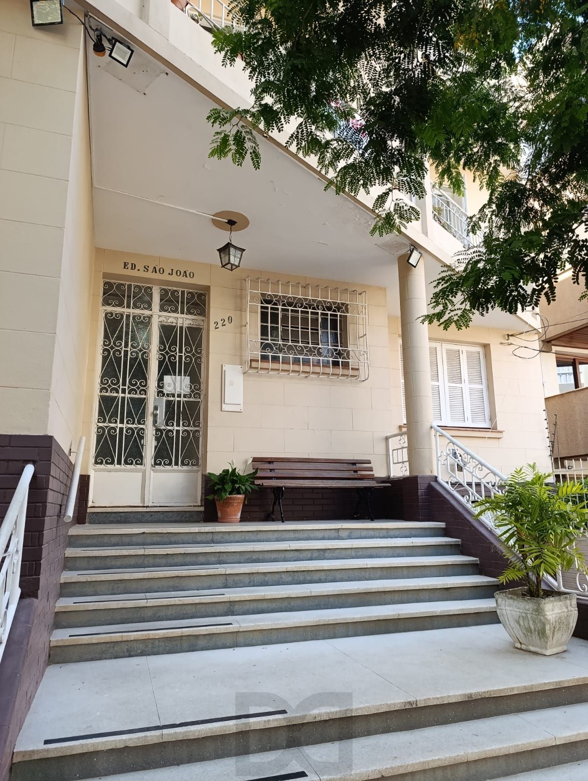 Apartamento térreo de 2 dormitórios no bairro Moinhos de Vento — foto 28