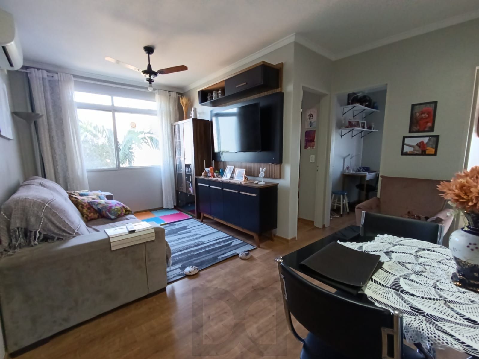 Apartamento semi mobiliado de 3 quartos e 1 vaga no bairro Sarandi. — foto 4