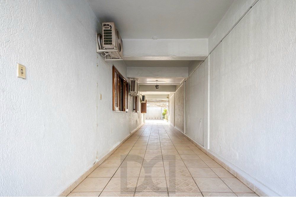 Casa com 4 quartos, 7 vagas e pátio no Bairro Higienópolis — foto 28