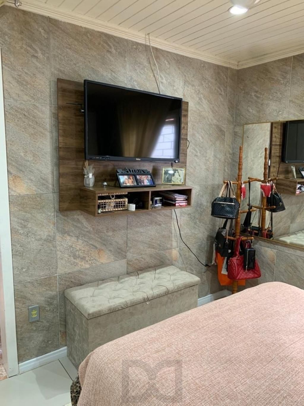 Casa de 3 dormitórios e 2 vagas no bairro Sarandi — foto 3