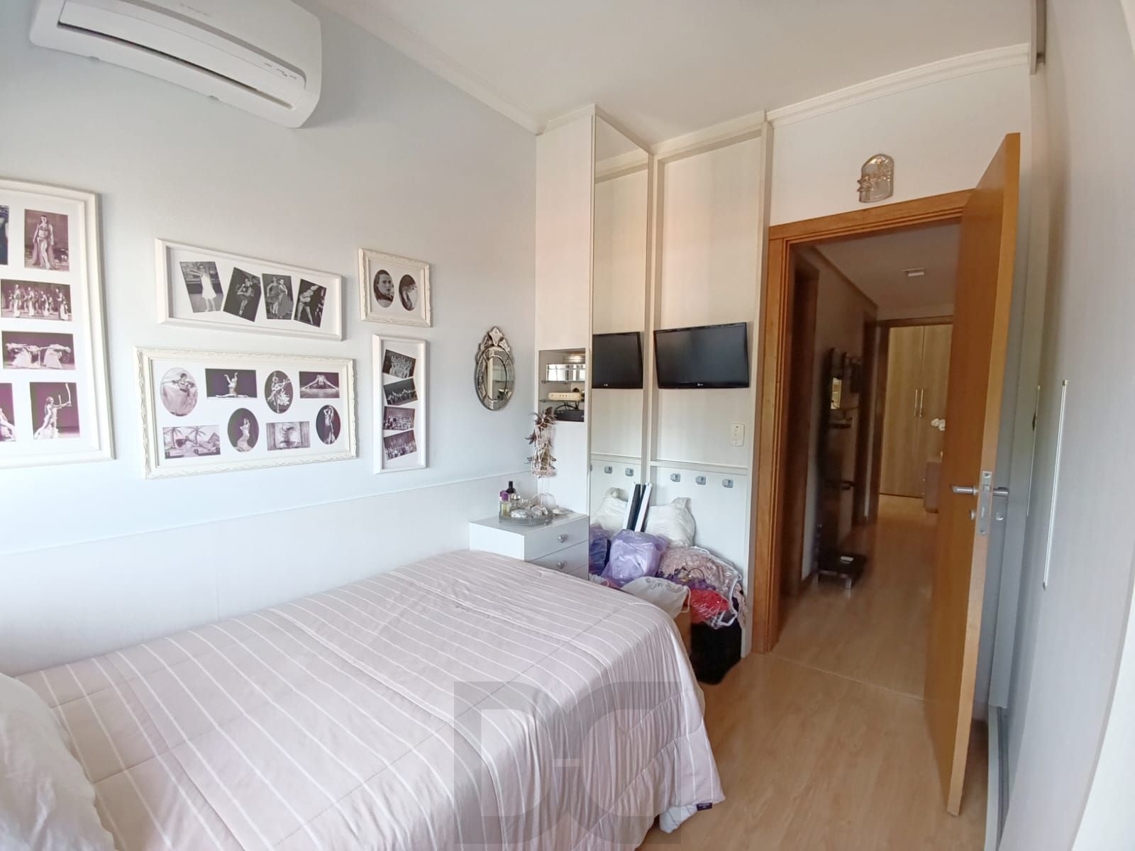 Apartamento semi mobiliado 3 quartos, elevador, 2 vagas no bairro São João. — foto 26