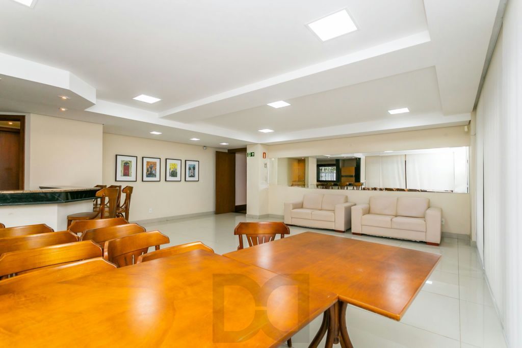 Apartamento de 4 dormitórios, 2 suítes, 2 vagas e elevador na Castro Alves. — foto 49