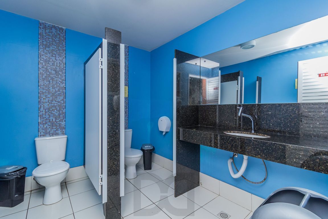 Apartamento Térreo com 3 quartos, vaga, piscina e elevador no bairro Humaitá. — foto 21