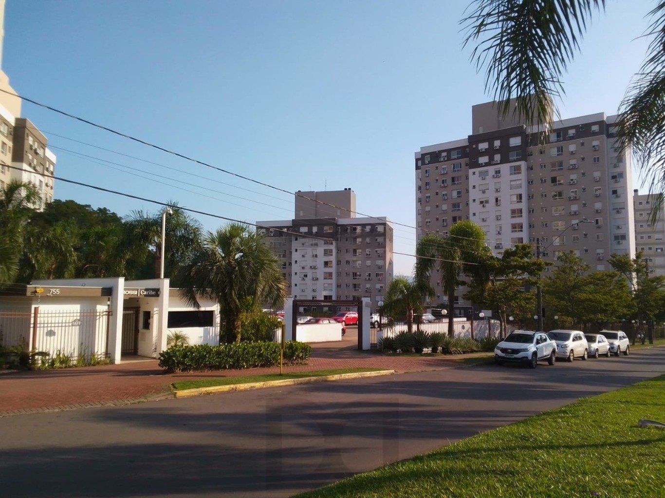 Apartamento de 2 dormitórios, elevador no Bairro jardim carvalho Porto Alegre. — foto 2