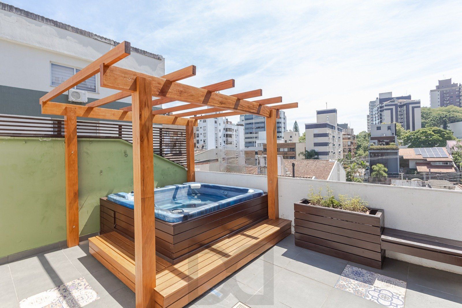 Cobertura com 2 quartos, Jacuzzi, Área gourmet e vaga coberta bairro Rio Branco — foto 1