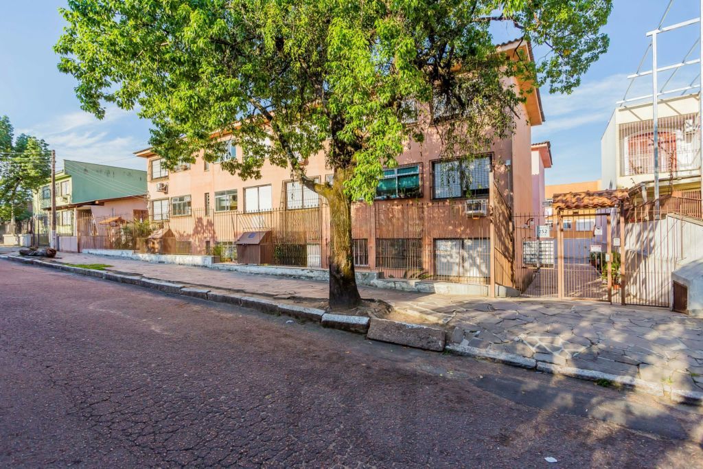 Apartamento com 1 quarto e 40m² à venda em Jardim Ypu, Porto Alegre. — foto 22