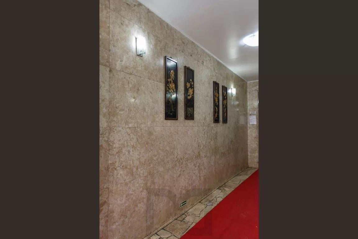 Apartamento com 4 quartos, 3 banheiros no Bairro Centro Historico. — foto 9