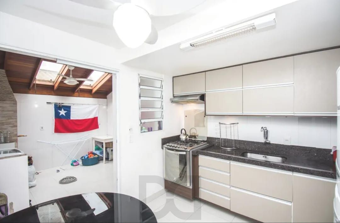 Casa com 2 Quartos e 1 banheiro à Venda, 91 m² Sarandi por R$ 250mil — foto 1