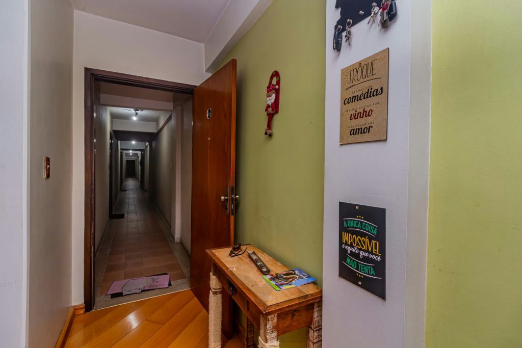 Apartamento 2 dormitórios, 1 vaga, churrasqueira e 77m² na José do Patrocinio. — foto 3