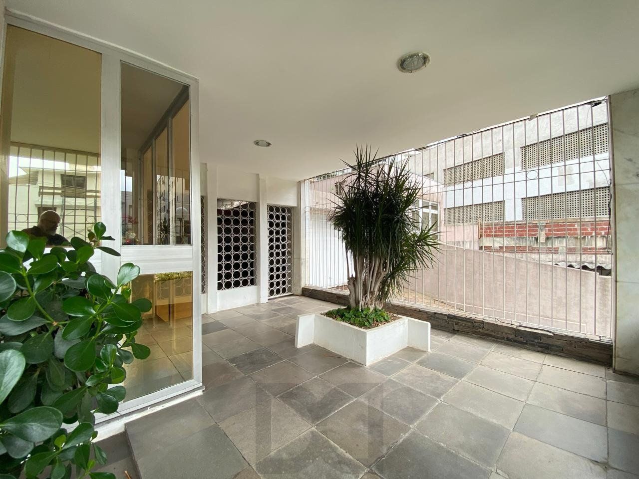 Apartamento com 3 quartos, 1suíte, 3 vagas e 146m² à venda em Bela Vista. — foto 44
