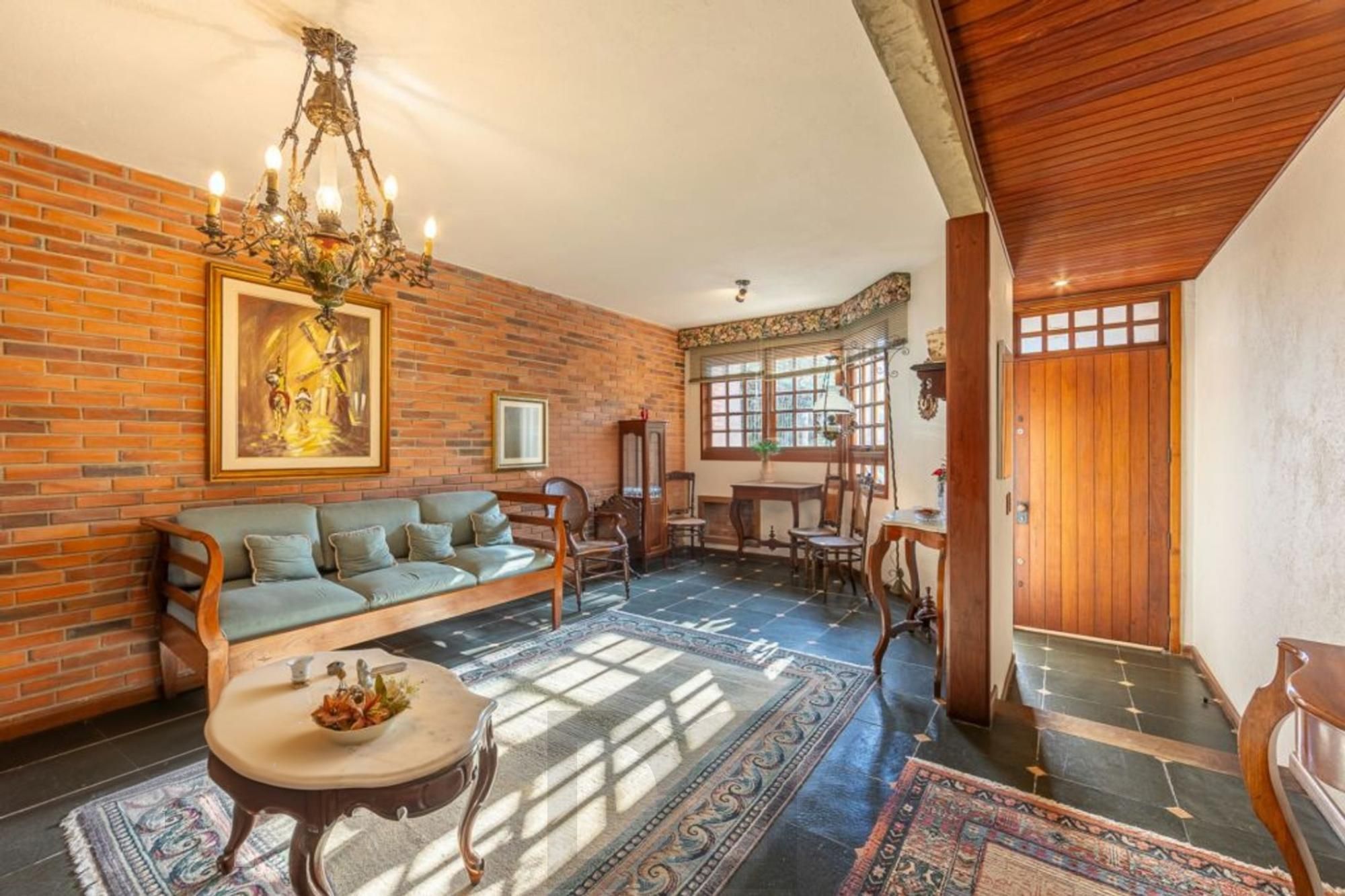 Casa com 4 Quartos, 4 banheiros, 4 vagas e 300 m² á venda Chácara Das Pedras. — foto 3