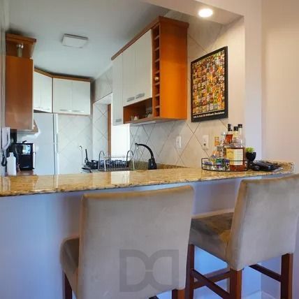 Apartamento 2 quartos, vaga, elevador e portaria 24hrs no bairro Sarandi — foto 4