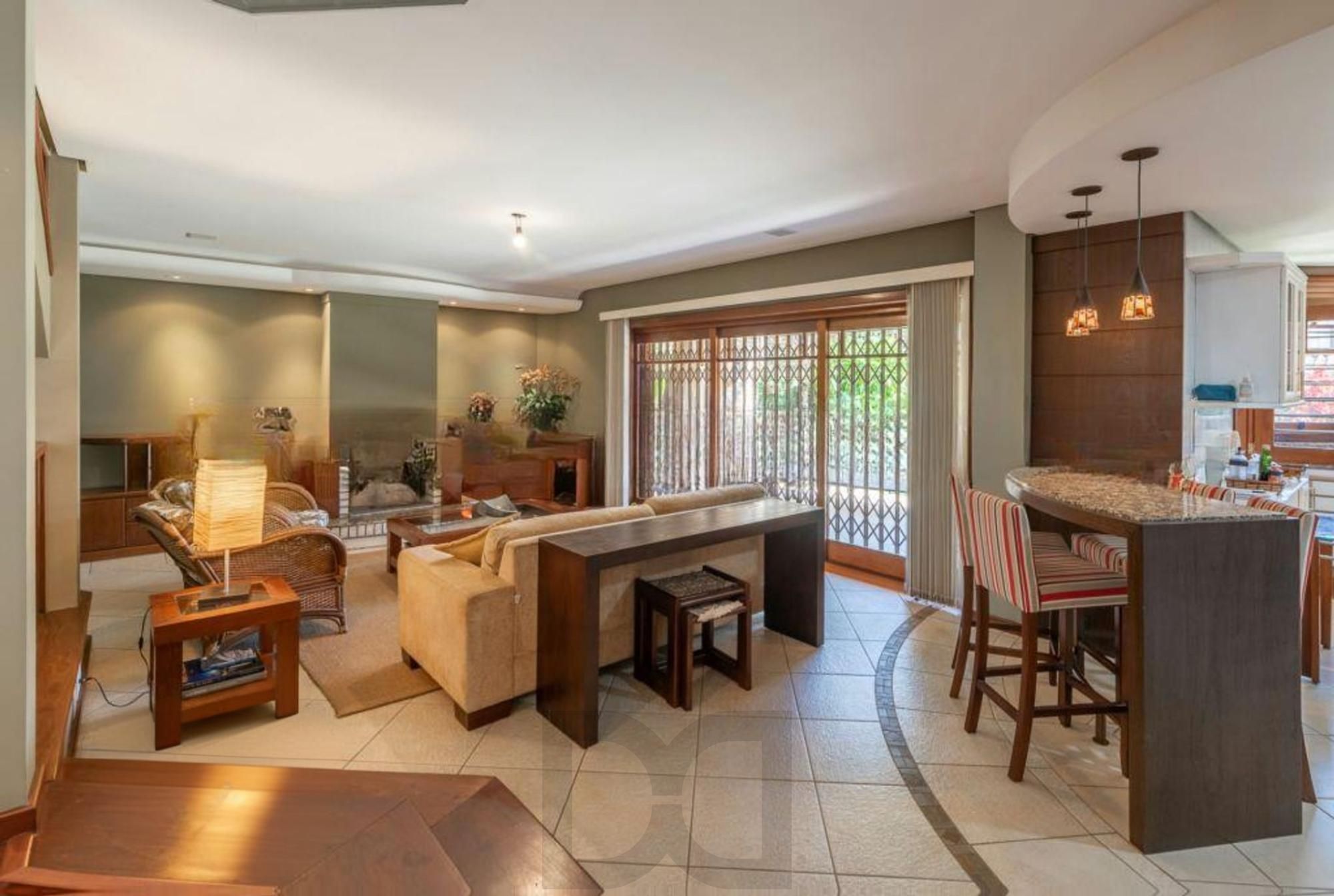 Casa com 5 dormitórios, 2 suítes, 2 vagas e 360m² à venda no Jardim Itu Sabará. — foto 6