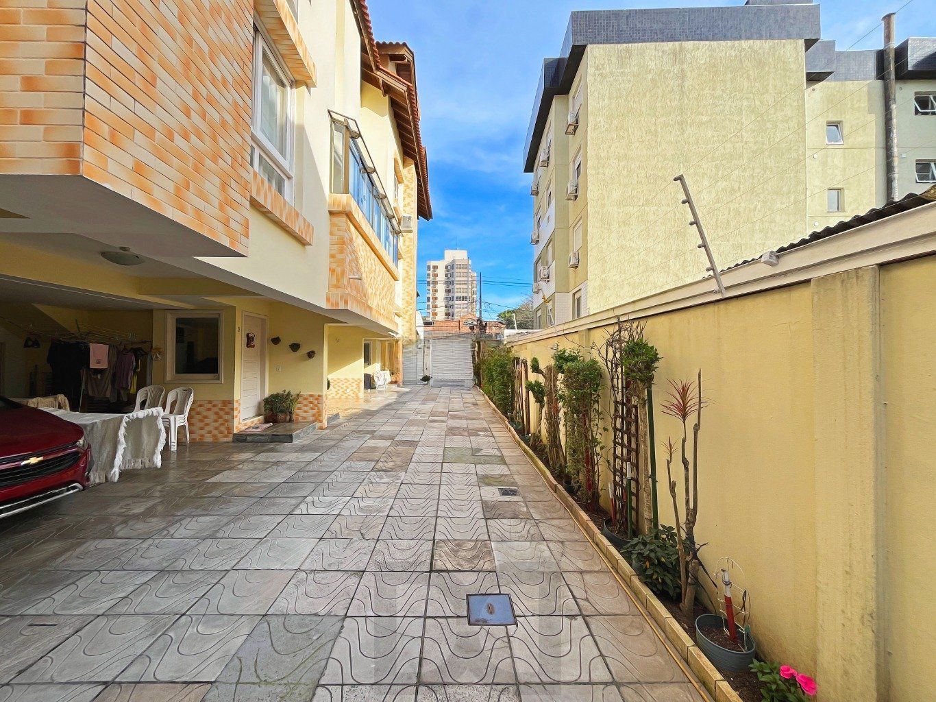 Casa com 3 quartos e 2 vagas em condomínio fechado no bairro Tristeza — foto 34