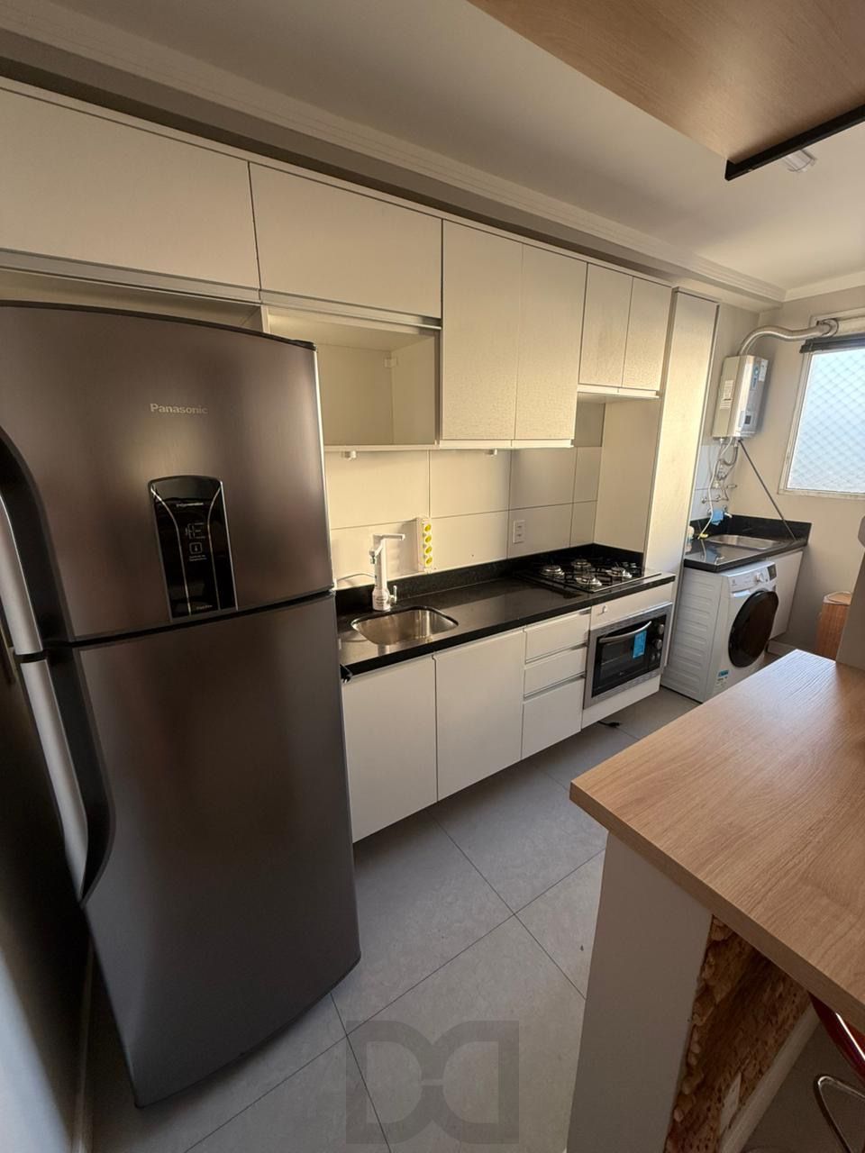 Apartamento com 2 quartos e 1 vaga de garagem no Bairro Sarandí — foto 1