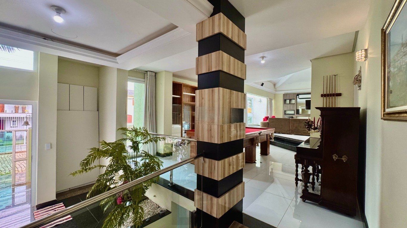 Casa com 4 Quartos, 3 suítes, 4 vagas e 600 m² privativos no Jardim Lindóia. — foto 4