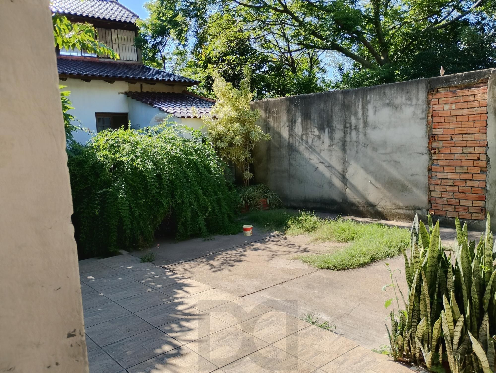 Casa com 3 quartos, 4 vagas de garagem e com pátio no bairro Parque Santa Fé — foto 45